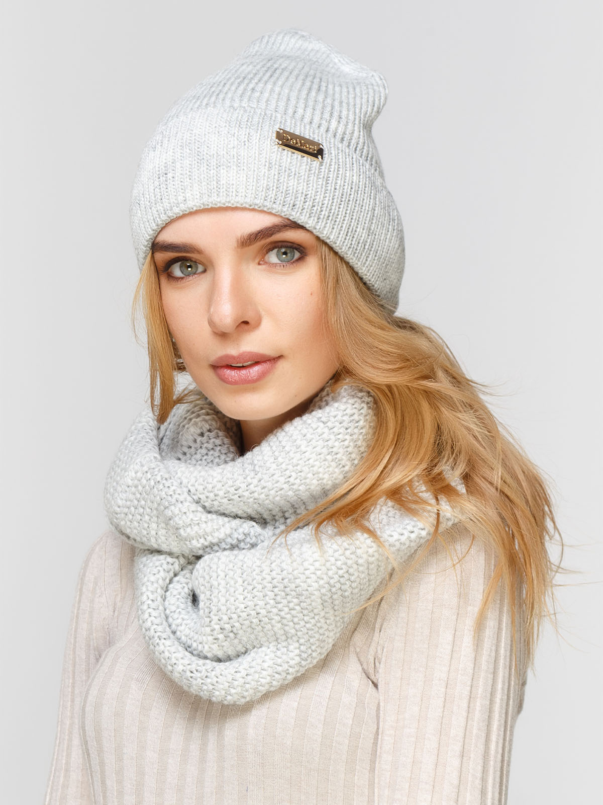 

Комплект: шапка и шарф-снуд Fashion Star 54-60 Дым 6600529