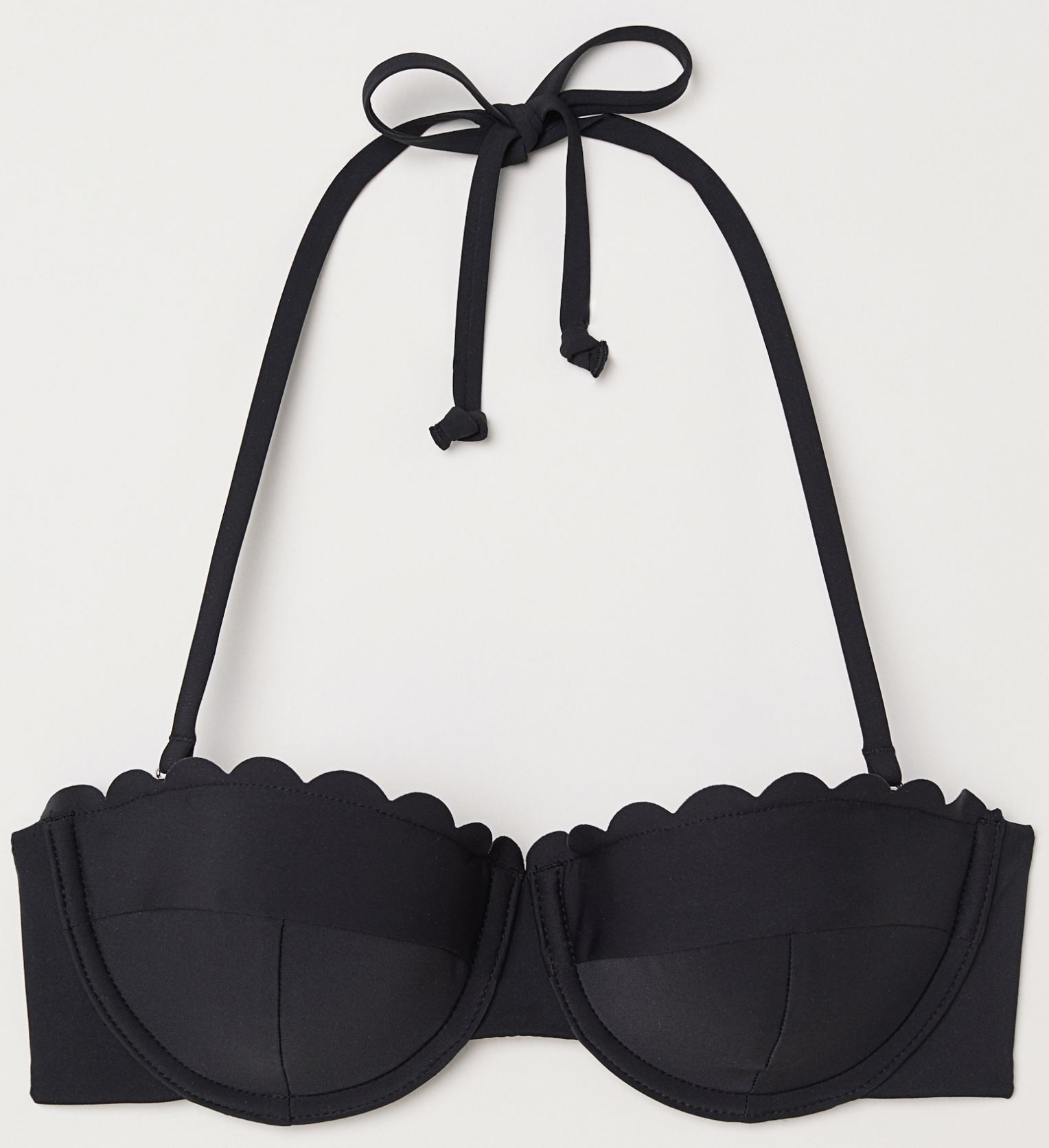 

Верхняя часть купальника H&M 5872287 85В Черная