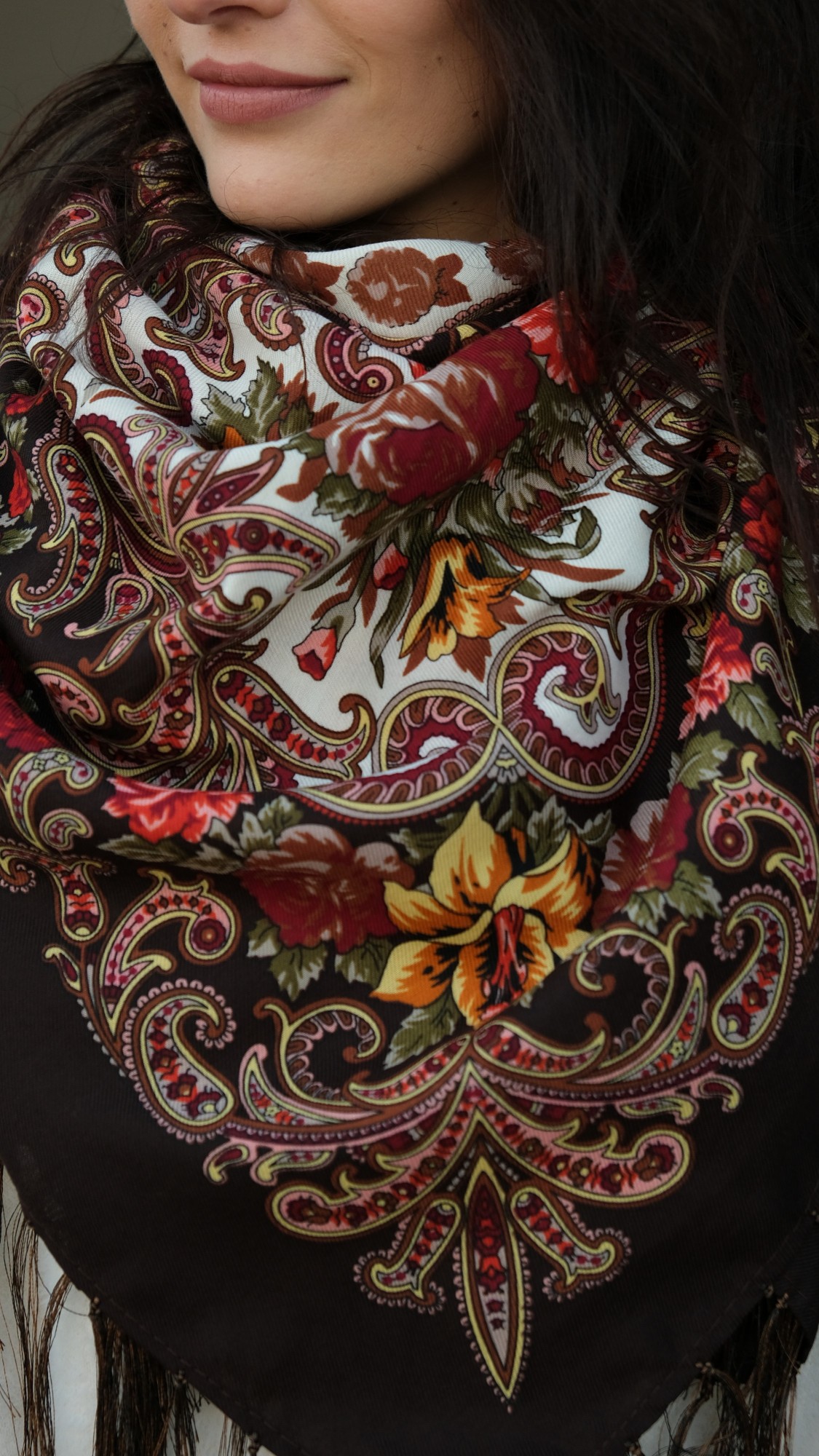 

Платок павлопосадский Платочная Мануфактура 120х120 см Коричневый П-2013-13