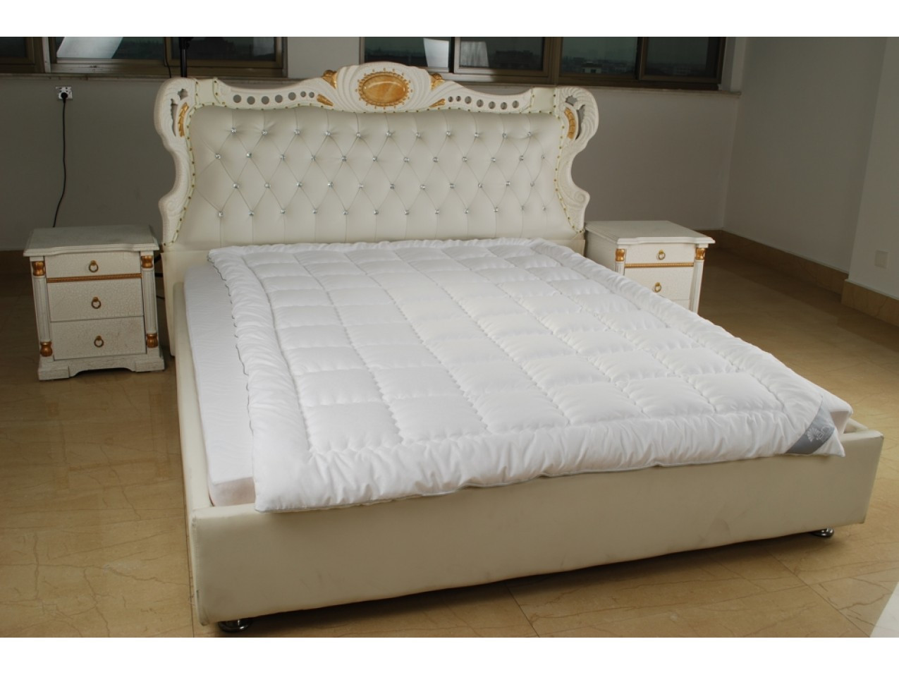 

Одеяло Arya Pure Line Comfort полуторное 155*215 см микрофибра/силиконовое волокно арт.TR1001142