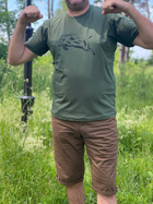 Мужская футболка для охотника принт Кабанчик L темный хаки - изображение 3