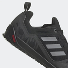 Чоловічі кросівки для треккінгу Adidas Terrex Swift Solo 2 GZ0331 42 (8UK) 26.5 см Чорні (4064055908953) - зображення 2