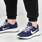 Чоловічі кросівки для бігу Nike Revolution 6 Next Nature DC3728-401 44 (10US) 28 см Темно-сині (195243075660) - зображення 2