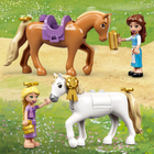 Zestaw klocków LEGO Disney Princess Królewskie stajnie Belli i Roszpunki 239 elementów (43195) - obraz 5