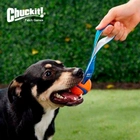 Іграшка Chuckit! ULTRA TUG тенісний м'яч ультра з ручкою-ременем для собак середніх розмірів (DLPCHKZAB0005) - зображення 3