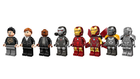 Zestaw klocków LEGO Super Heroes Zbrojownia Iron Mana 496 elementów (76216) - obraz 9