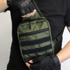 Тактическая сумка-слинг с кобурой на липучке плечевая однолямочная, олива через плечо, нагрудная сумка-кобура - изображение 4