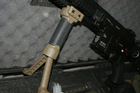 Тактична передня ручка IMI Defense EBF-2 Polymer Bipod Foregrip with Polymer Reinforced Legs - зображення 5