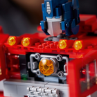 Zestaw klocków LEGO Icons Optimus Prime 1508 elementów (10302) - obraz 3