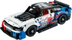 Zestaw LEGO Technic NASCAR Next Gen Chevrolet Camaro ZL1 672 części (42153) - obraz 2