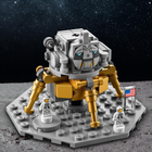 Zestaw klocków LEGO Ideas Rakieta NASA Apollo Saturn V 1969 elementów (92176) - obraz 8