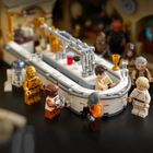 Конструктор LEGO Star Wars Кантина Мос-Ейслі 3187 деталей (75290) - зображення 4