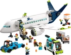 Zestaw klocków Lego City Samolot pasażerski 913 części (60367) - obraz 2