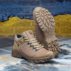 Шкіряні чоловічі Кросівки з дихаючою сіткою всередині / Демісезонне взуття з Тризубом койот розмір 45 - зображення 1