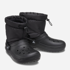 Śniegowce męskie Crocs Classic Lined Neo Puff Boot 206630-BKBK M8/W10 41-42 26 cm Czarne (191448591554) - obraz 3