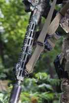 Тактичний 3-точковий збройовий ремінь FRAG з карабіном та антабкою COYOTE MAX - зображення 8