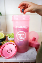 Чашка-непроливайка Twistshake з твердим носиком 360 мл 12міс.+ Рожева (7350083122797) - зображення 5