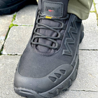 Чоловічі Кросівки з пресованої шкіри чорні / Зручне Взуття Magnum з водонепроникним просоченням розмір 44 - зображення 4