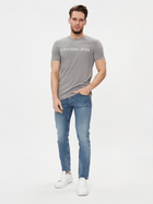 Koszulka męska bawełniana Calvin Klein Jeans J30J322552-P2D S Szara (8719856760526) - obraz 3