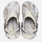Crocsy chłopięce Crocs Echo Marbled Clog TCR208466 24-25 Beżowe (196265300310) - obraz 3