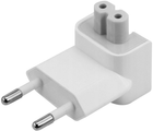 Adapter Akyga EU CEE 7/16 - C7 White (5901720135520) - obraz 1