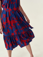 Плаття-футболка міді літнє жіноче Tatuum Mono T2214.196 42 Червоне (5900142154959) - зображення 4