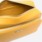 Сумка крос-боді через плече жіноча Calvin Klein CKRK60K608410KB7 Жовта (8719856921170) - зображення 3