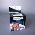 Кінезіо тейп стрічка пластир для тейпування спини шиї тіла 7,5 см х 5 м Kinesio tape синій АН0842 - зображення 4