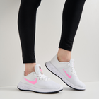 Жіночі кросівки для бігу Nike Revolution 6 Next Nature DC3729-103 42 Білі (196153724273) - зображення 2