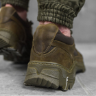 Чоловічі шкіряні кросівки із сітчастими вставками олива розмір 43 - зображення 4