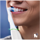 Насадки для електричної зубної щітки Oral-b Braun iO Specialised Clean 2 шт (4210201416913) - зображення 6