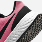 Buty sportowe młodzieżowe dla dziewczynki Nike Revolution 5 (GS) BQ5671-602 36 Różowe (194499442127) - obraz 5