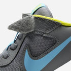 Buty sportowe chłopięce na rzepy Nike Revolution 5 (PSV) BQ5672-019 27.5 Szare (194502486193) - obraz 4