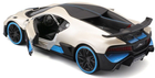 Композитна модель машинки Maisto Bugatti Divo 1:24 Біла (0090159070290) - зображення 8