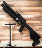 Пневматическая винтовка (PCP) ZBROIA Sapsan Tactical 550/300 (кал. 4,5 мм, черный) + Насос Air Pump - изображение 1