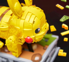 Klocki konstrukcyjne Mattel Pokemon Motion Pikachu 1095 elementów (0194735048090) - obraz 3