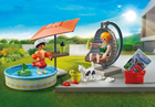 Ігровий набір із фігурками Playmobil My Life Splashing Fun In The Garden Starter Pack 29 предметів (4008789714763) - зображення 3