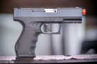 Стартовый сигнальный пистолет Blow TR 17 (Glock) + дополнительный магазин (9 мм) - изображение 5