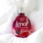 Спрей для видалення неприємних запахів та вирівнювання форми одягу Lenor Divine 2in1 Crease Releaser Faltenglatt & Textilerfrischer 500 мл