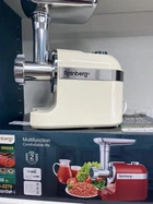 Мясорубка Rainberg RB-2270 3800Вт с реверсом и насадками для шинковки и колбас красная