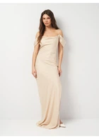 Платье boohoo 38 Светло-бежевый GZZ49675