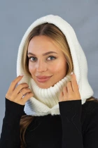Белый капор с воротником Лея 5305