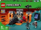 Конструктор LEGO Minecraft Битва з Візером 494 елементи (21590)
