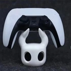 Универсальный держатель для геймпада Рыцарь из игры Hollow Knight Белый