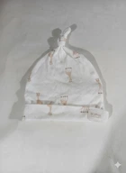 Шапка H&M 50 Білий 1185217_жирафи