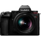 Беззеркальный фотоаппарат Panasonic Lumix S DC-S5 II Kit S 20-60mm f/3.5-5.6 (DC-S5M2KEE) UA [90679]