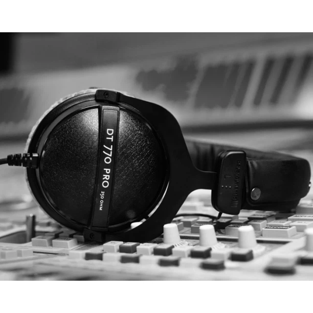Наушники Beyerdynamic Dt 770 Pro Black 32 Ом (526337) купить в